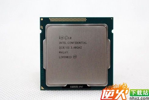 Intel酷睿i3 3240处理器正面外观